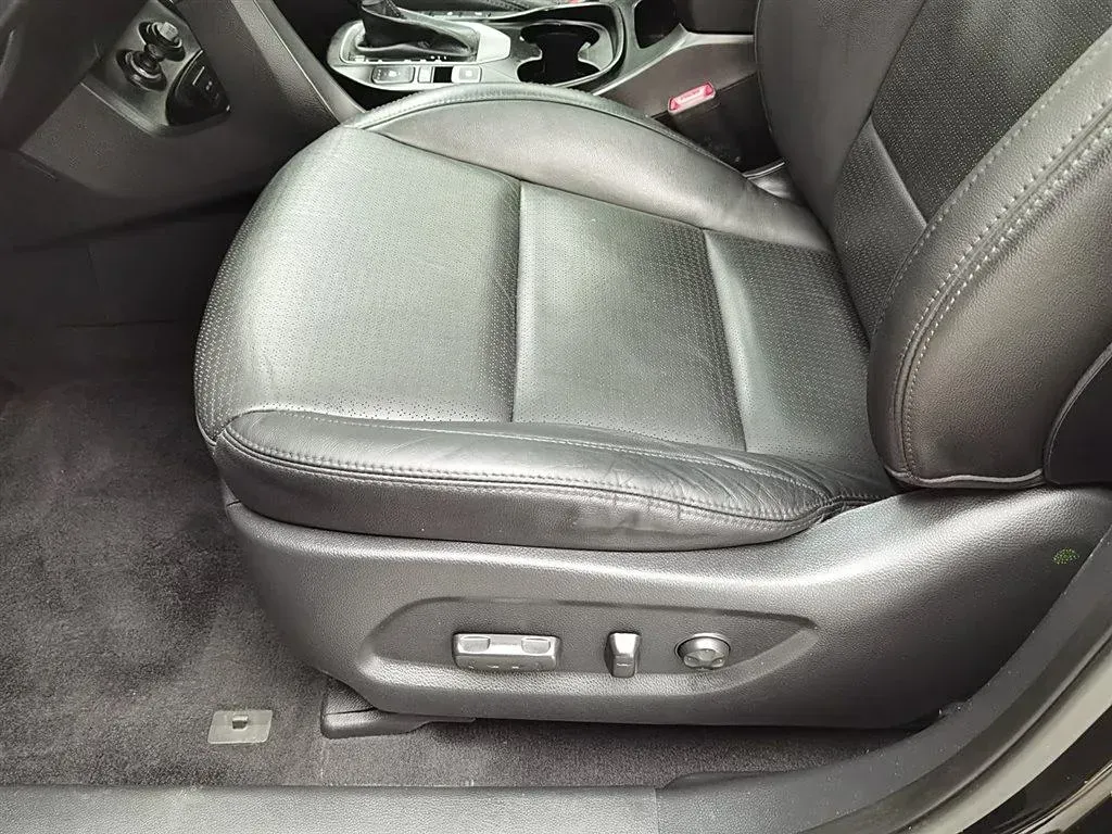 2013 Hyundai Grand SantaFe 3.0L 264HP V6 6AT,autocango,china used car exporter,china ev exporter,chinese used car exporter,chinese used ev exporter