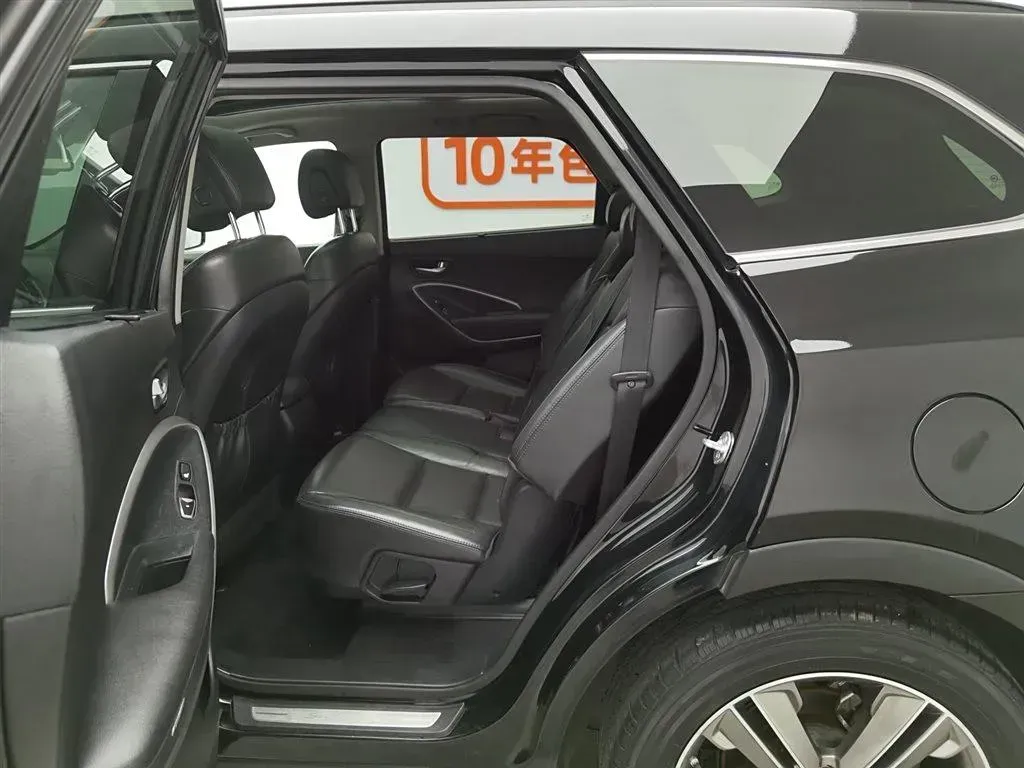 2013 Hyundai Grand SantaFe 3.0L 264HP V6 6AT,autocango,china used car exporter,china ev exporter,chinese used car exporter,chinese used ev exporter