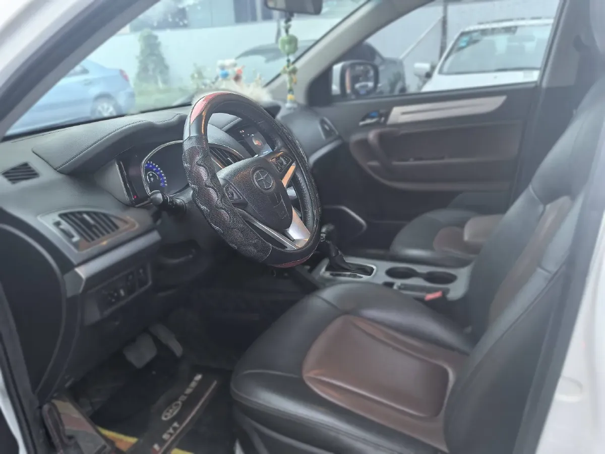 2015 JAC Refine S5 1.5T 174HP L4 6DCT,autocango,china used car exporter,china ev exporter,chinese used car exporter,chinese used ev exporter