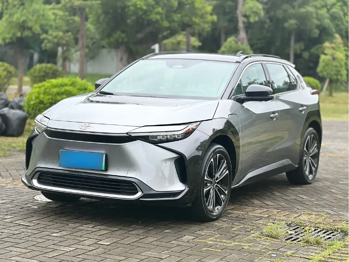 2022 Toyota bZ4X BEV 66.7KWH