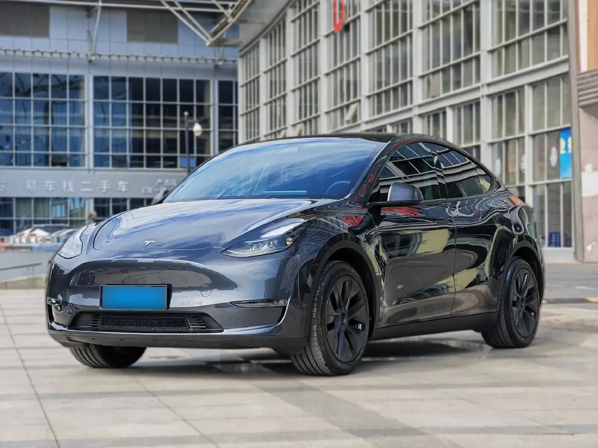 2024 Tesla Model Y BEV 60KWH