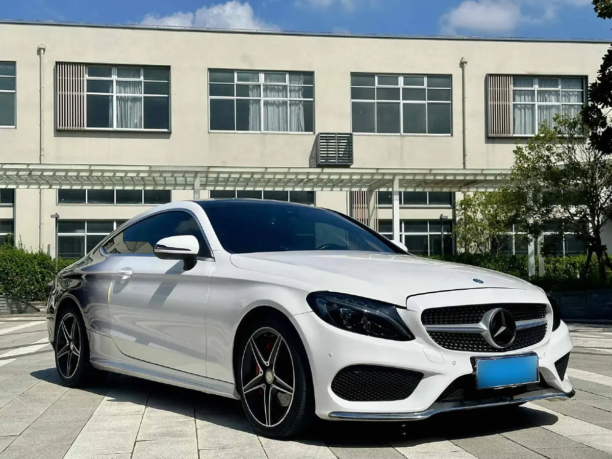 2017 Mercedes-Benz C Class 2.0T 184HP L4 9AT