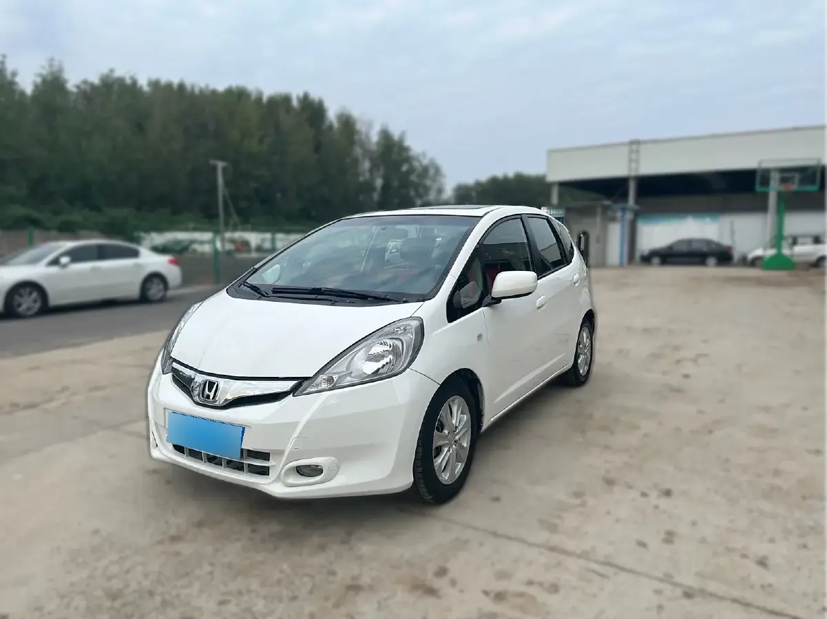 2011 Honda Fit 1.5L 120HP L4 5AT