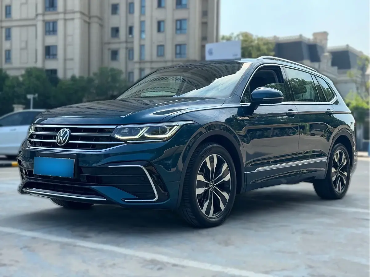 2021 Volkswagen Tiguan L 2.0T 220HP L4 7DCT