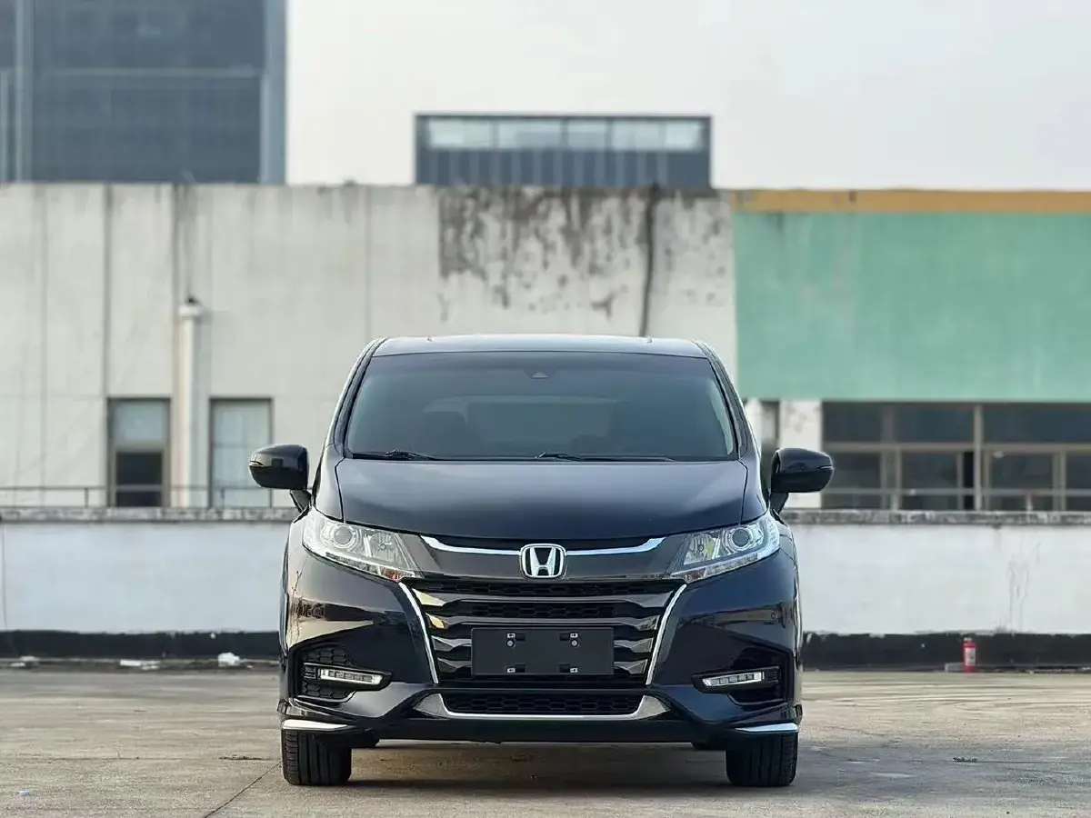 2021 Honda Odyssey 2.0L 146HP L4 E-CVT Hybrid