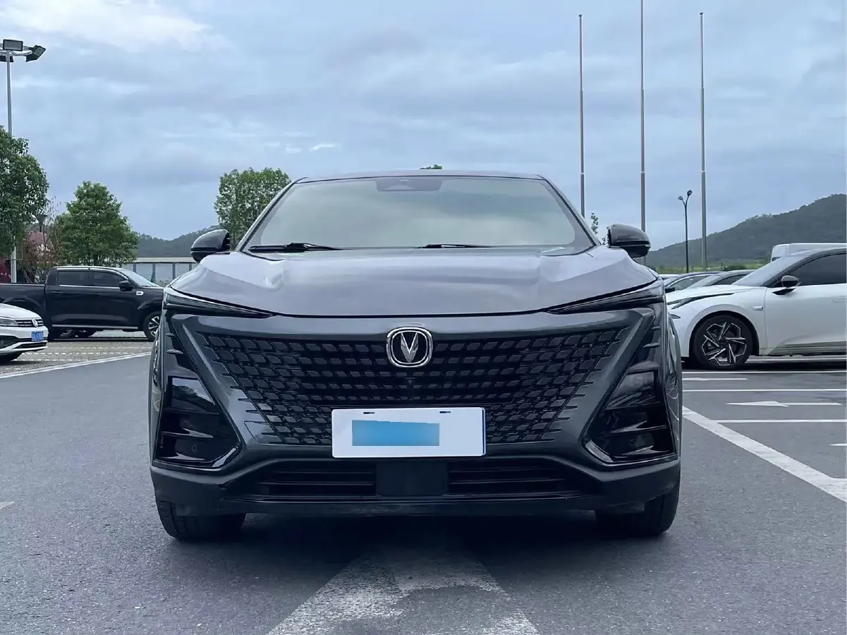 2022 ChangAn UNI-T 2.0T 233HP L4 8AT