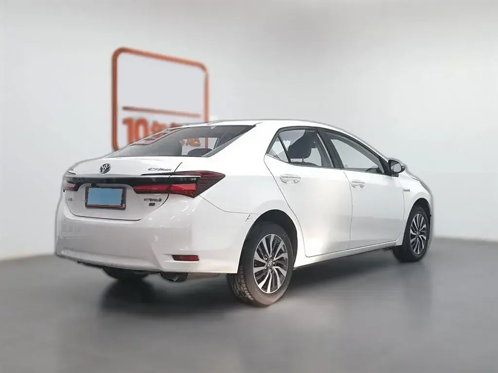 2017 Toyota Corolla 1.8L 99HP L4 E-CVT Hybrid