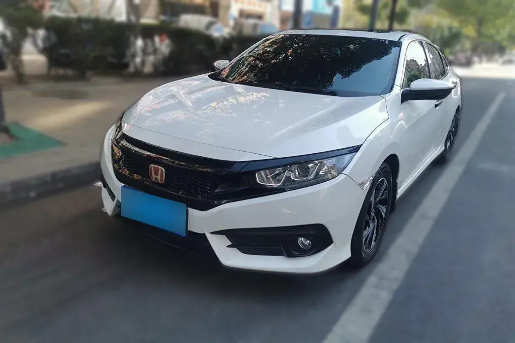 2016 Honda Civic 1.5T 177HP L4 CVT