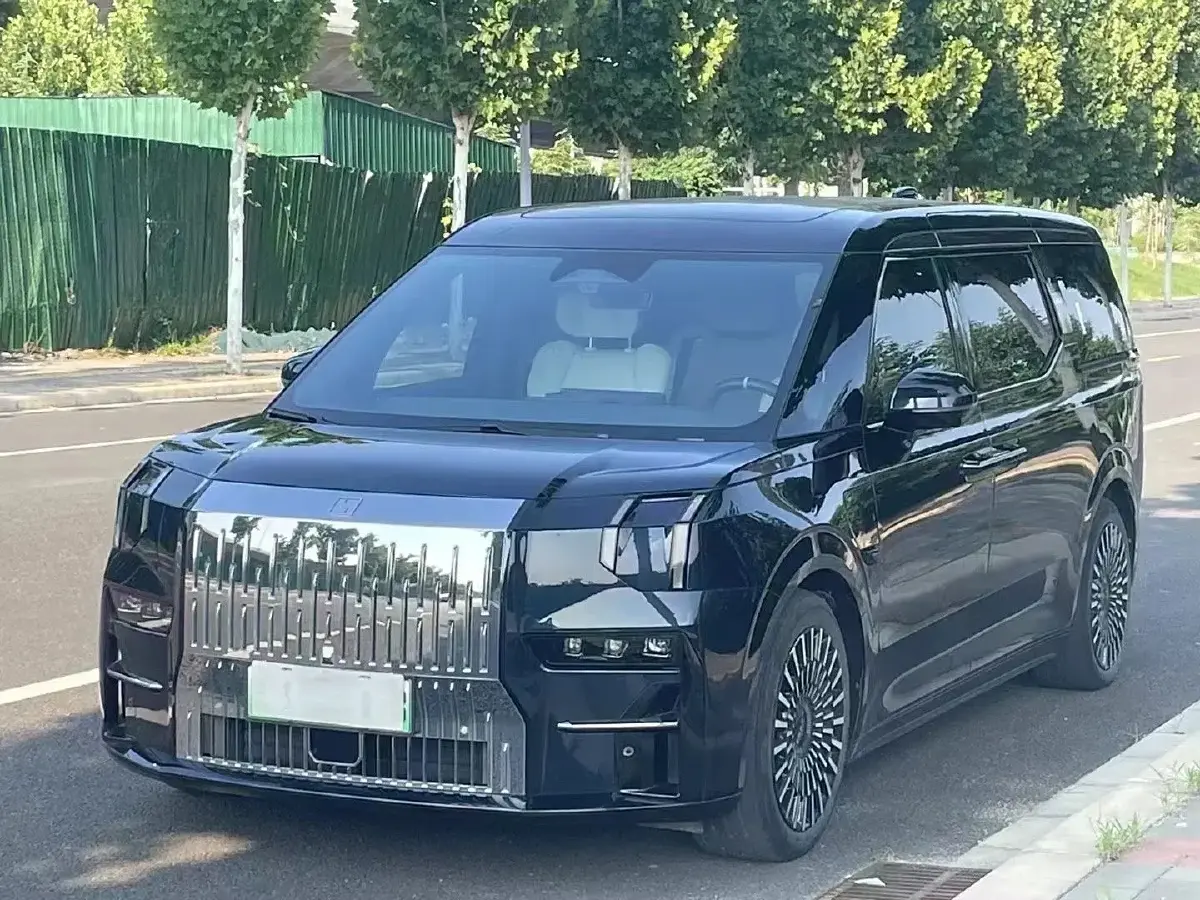 2024 Zeekr 009 BEV 108KWH