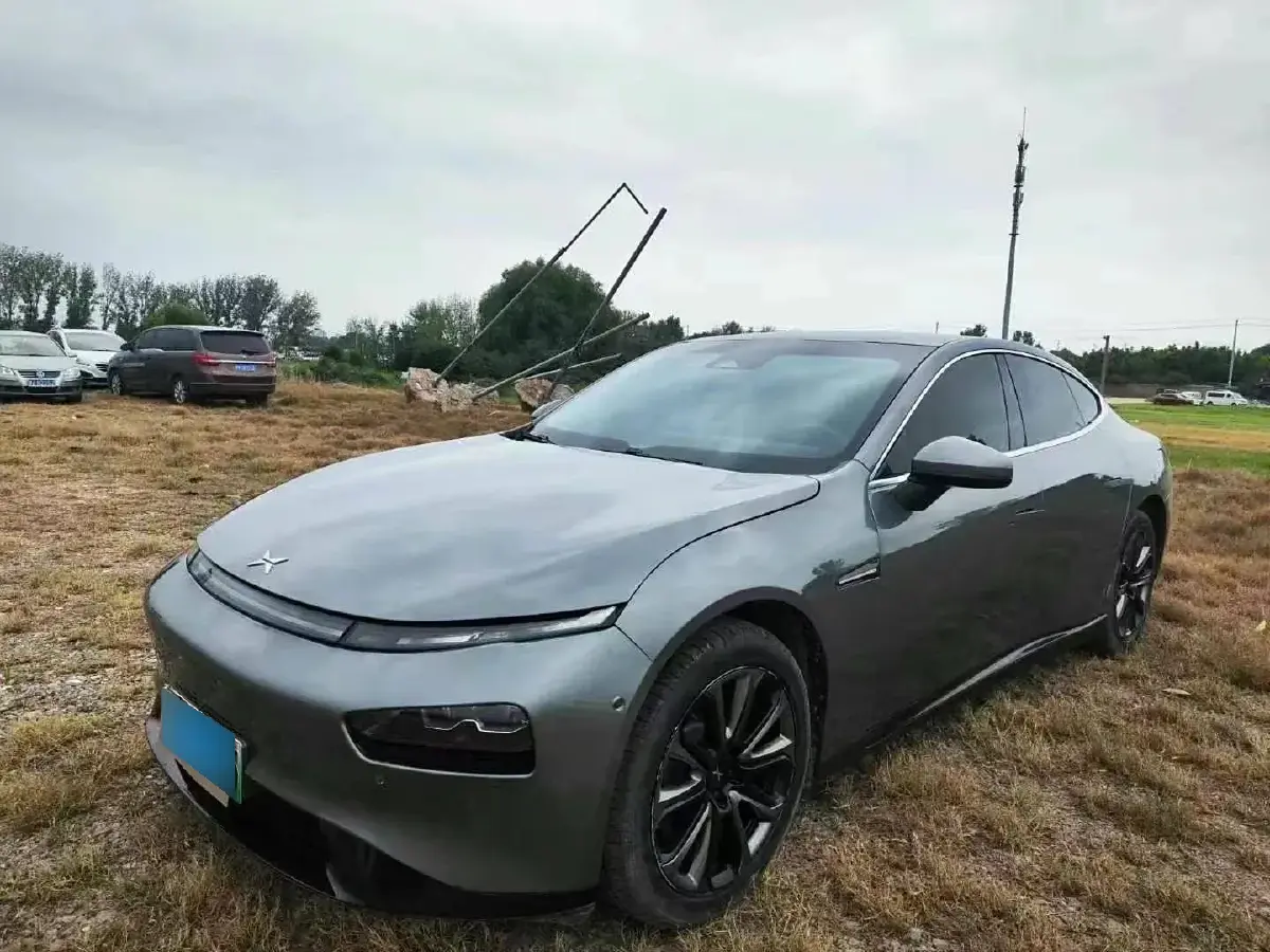 2022 Xpeng P7 BEV 77.9KWH