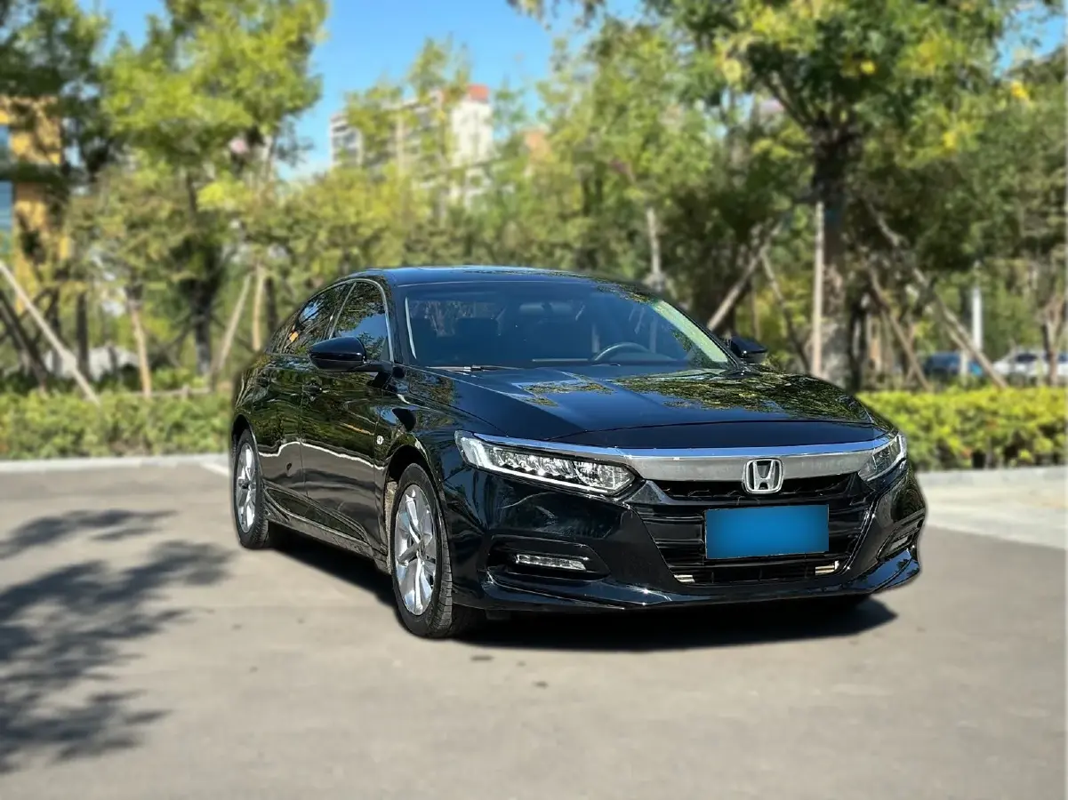 2018 Honda Accord 1.5T 177HP L4 CVT