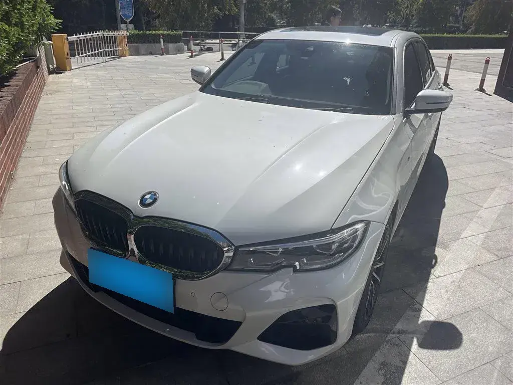 2022 BMW 3 Series 2.0T 184HP L4 8AT