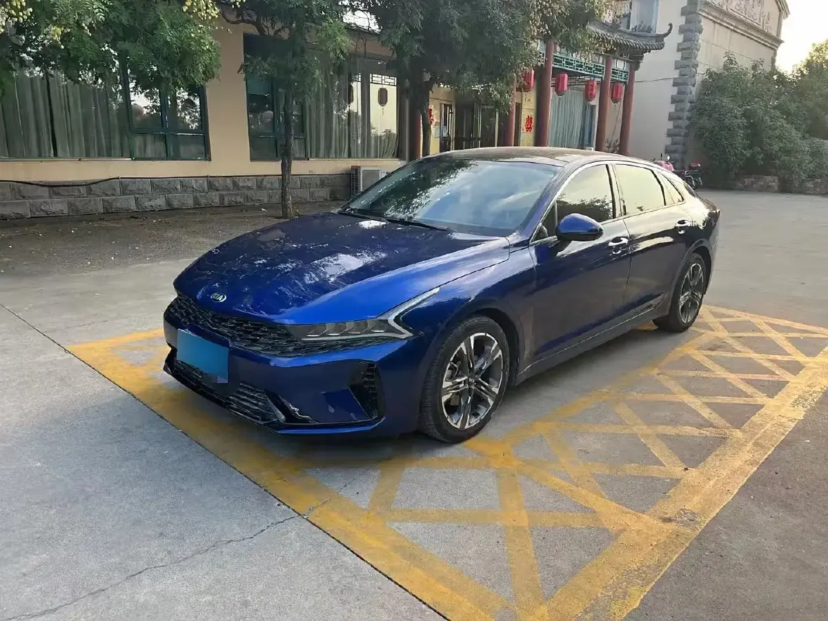 2020 Kia K5 1.5T 170HP L4 7DCT