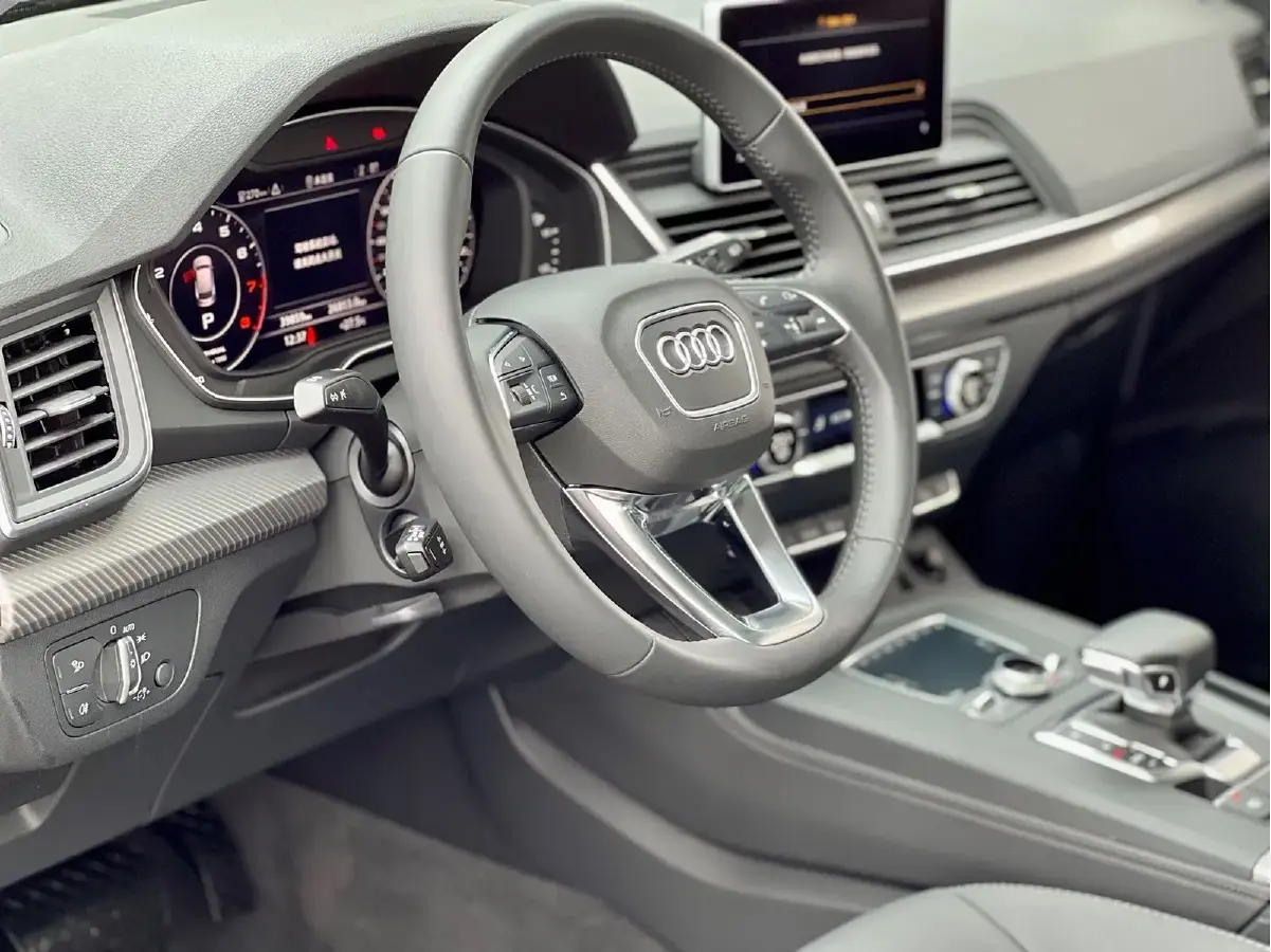 2020 Audi Q5L 2.0T 190HP L4 7DCT