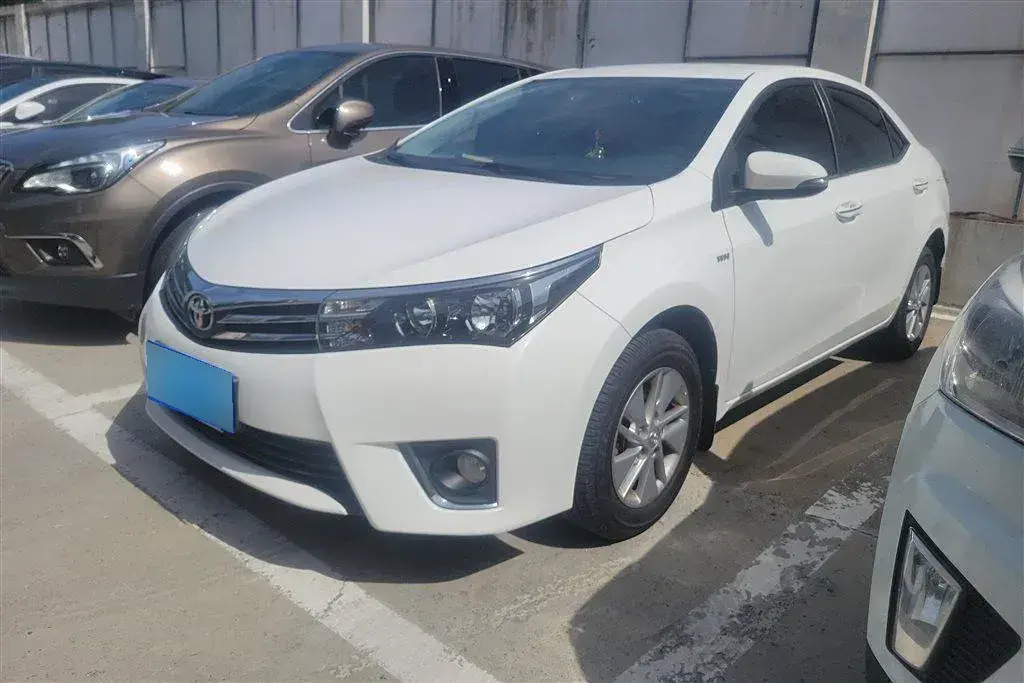 2014 Toyota Corolla 1.6L 122HP L4 5MT