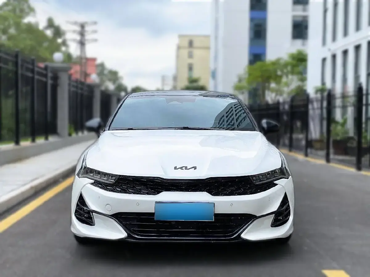 2021 Kia K5 1.5T 170HP L4 7DCT