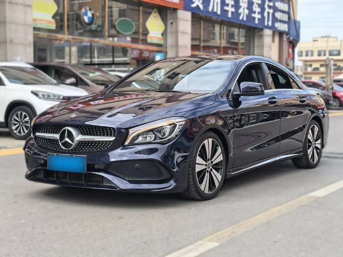 2017 Mercedes-Benz CLA Class 1.6T 156HP L4 7DCT