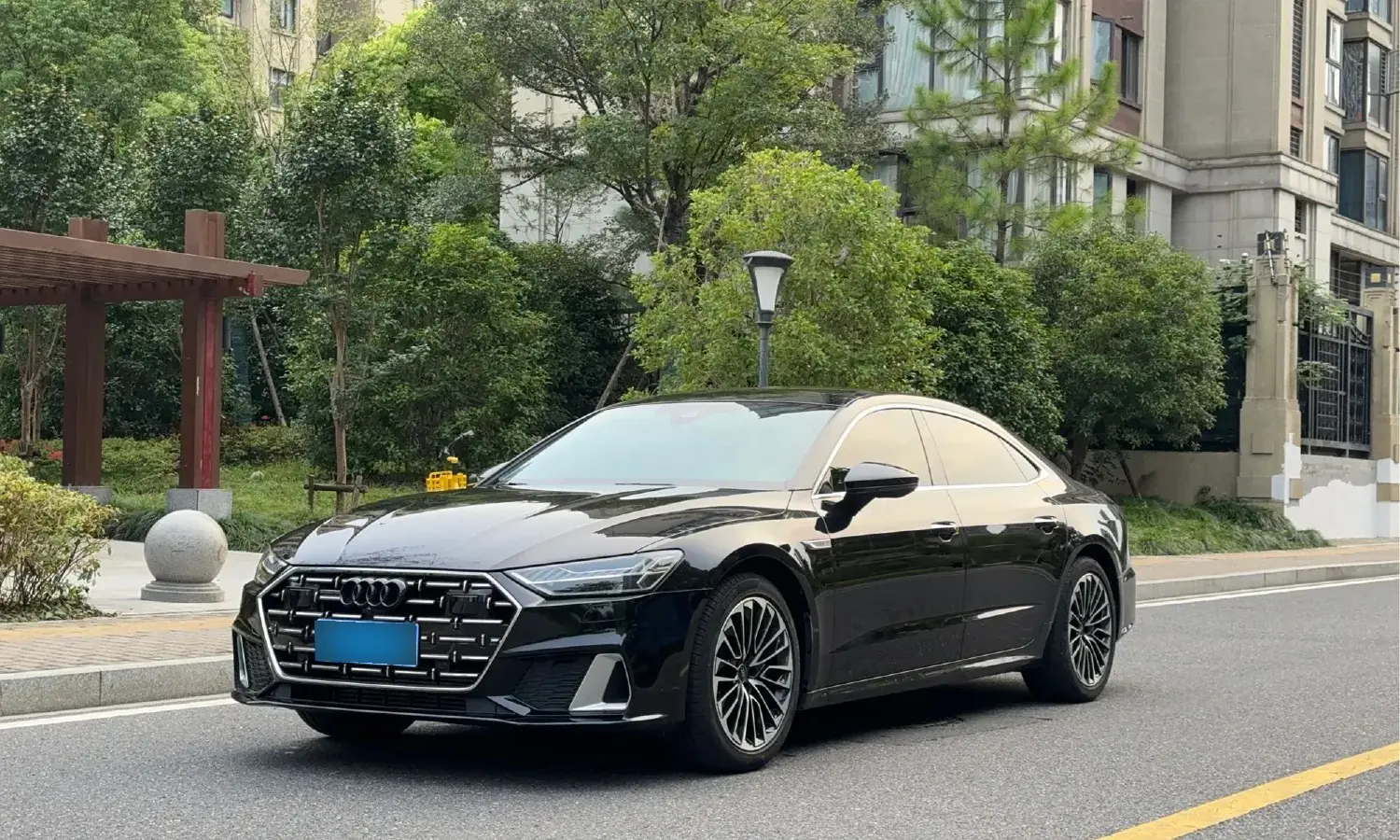 2022 Audi A7L 2.0T 245HP L4 7DCT