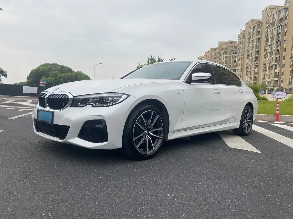 2021 BMW 3 Series 2.0T 156HP L4 8AT