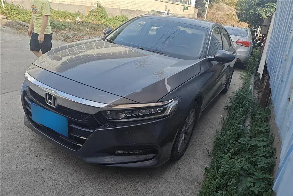 2018 Honda Accord 1.5T 194HP L4 CVT