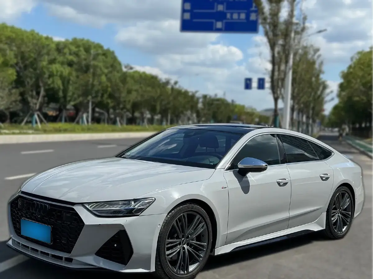 2022 Audi A7 2.0T 245HP L4 7DCT