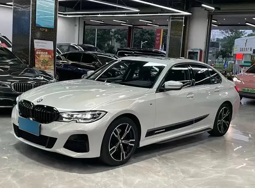 2021 BMW 3 Series 2.0T 184HP L4 8AT