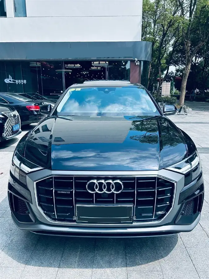 2021 Audi Q8 2.0T 245HP L4 8AT