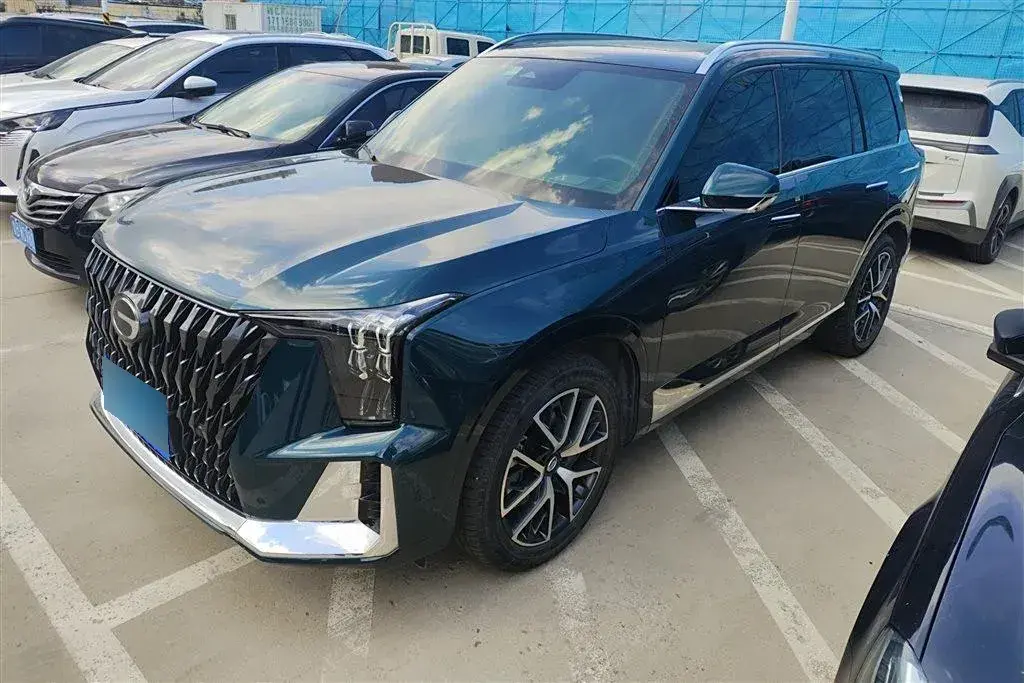 2022 GAC Trumpchi GS8 2.0T 190HP L4 E-CVT Hybrid