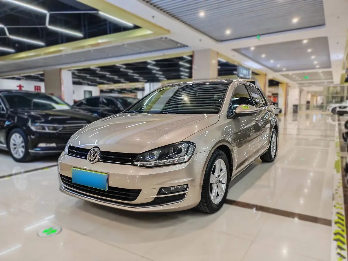 2015 Volkswagen Golf 1.4T 131HP L4 7DCT