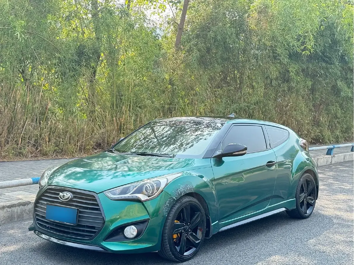 2012 Hyundai Veloster 1.6T 204HP L4 6AT