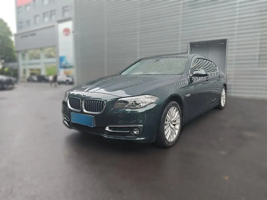 2014 BMW 5 Series 2.0T 218HP L4 8AT