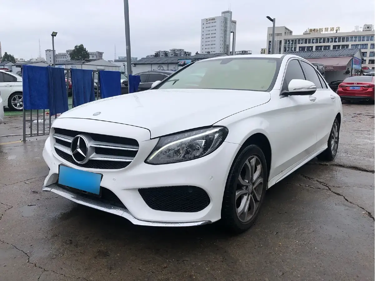 2015 Mercedes-Benz C Class 1.6T 156HP L4 7AT