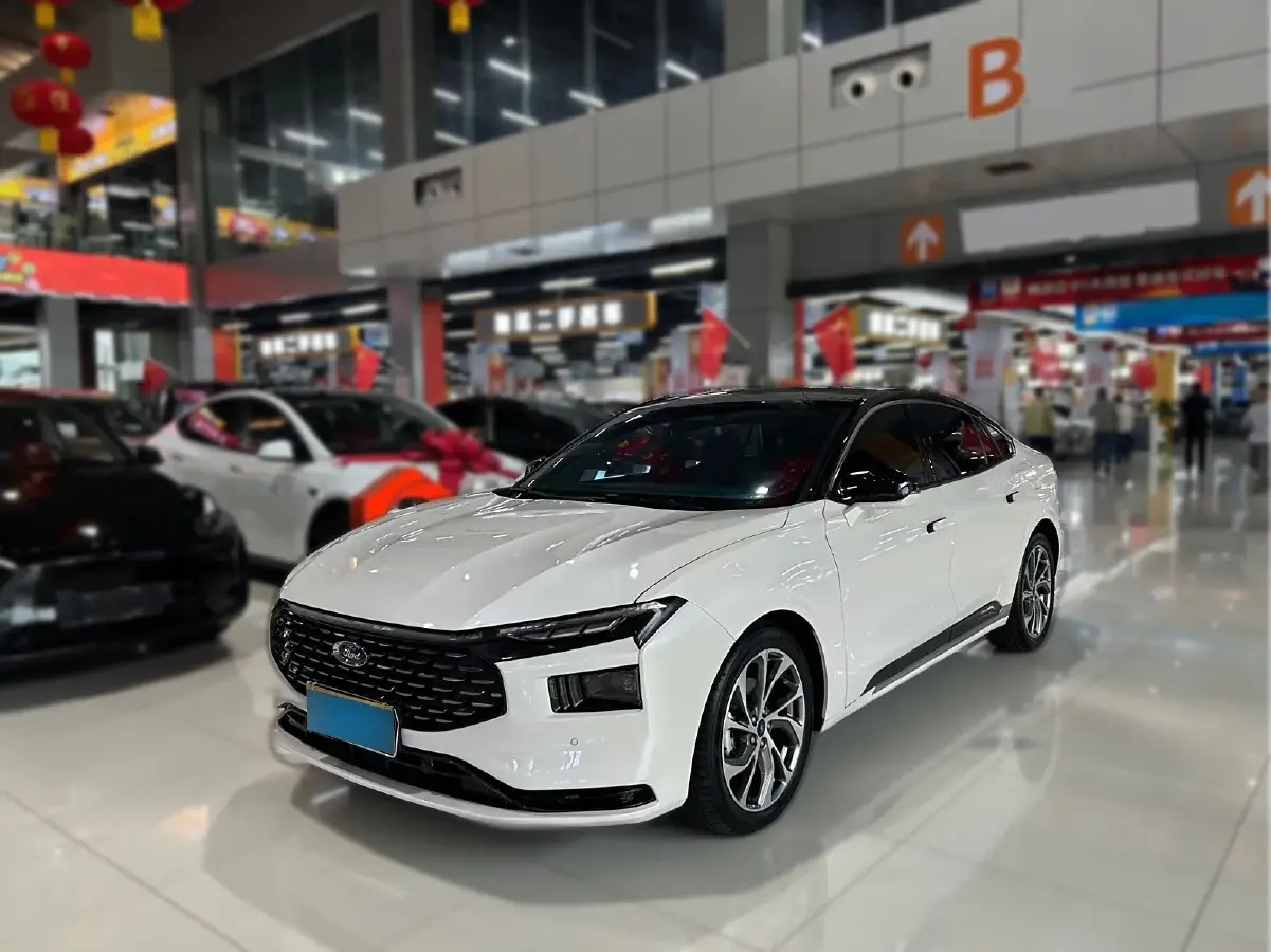 2022 Ford Mondeo 2.0T 238HP L4 8AT