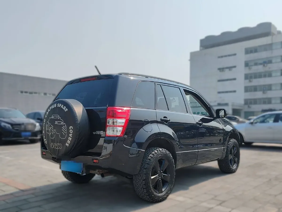 2011 Suzuki Grand Vitara 2.4L 166HP L4 4AT,autocango,china used car exporter,china ev exporter,chinese used car exporter,chinese used ev exporter