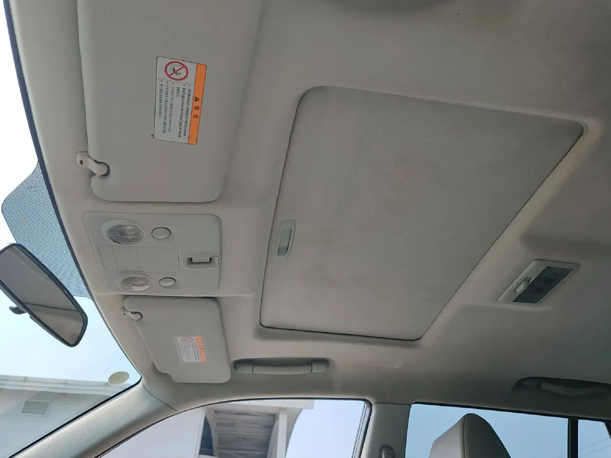 2011 Suzuki Grand Vitara 2.4L 166HP L4 4AT,autocango,china used car exporter,china ev exporter,chinese used car exporter,chinese used ev exporter