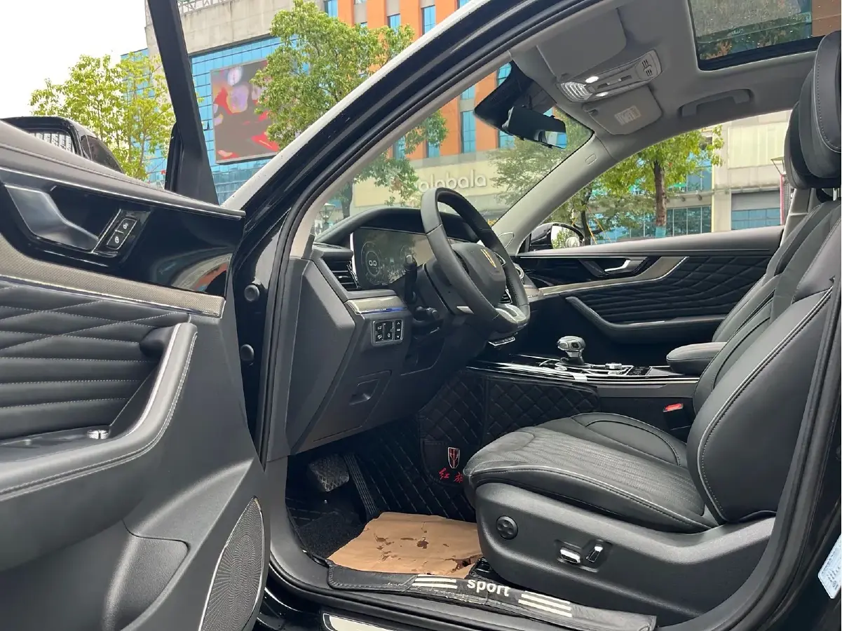 2022 HongQi HS5 2.0T 224HP L4 6AT