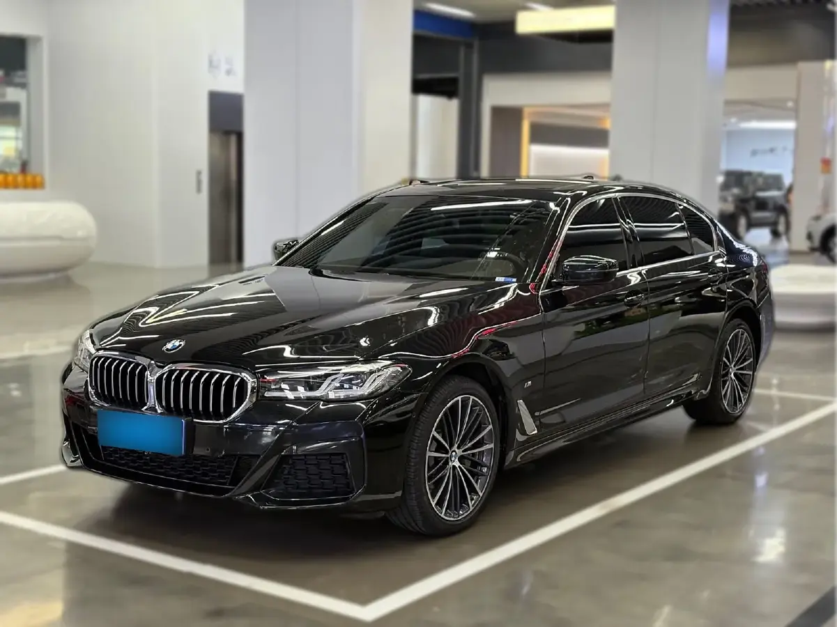 2021 BMW 5 Series 2.0T 252HP L4 8AT