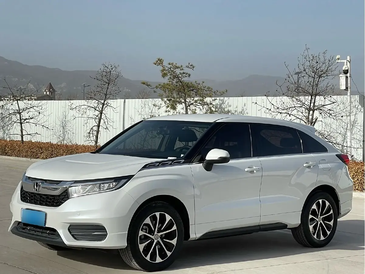 2017 Honda Avancier 1.5T 193HP L4 CVT