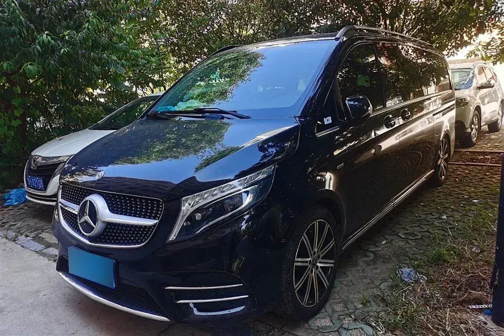 2021 Mercedes-Benz V Class 2.0T 211HP L4 9AT