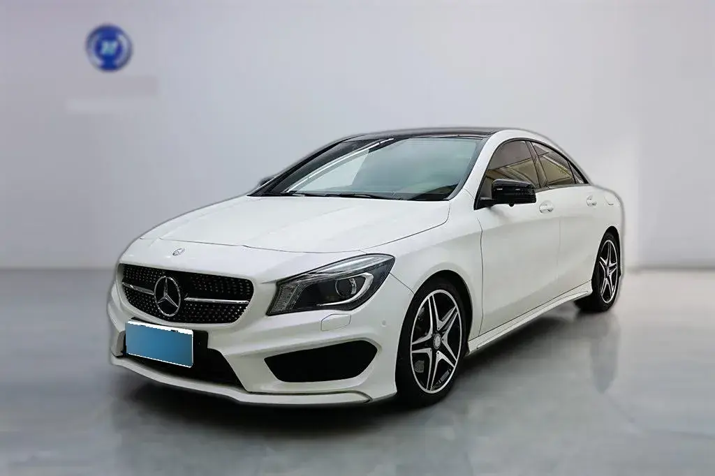 2014 Mercedes-Benz CLA Class 2.0T 211HP L4 7DCT
