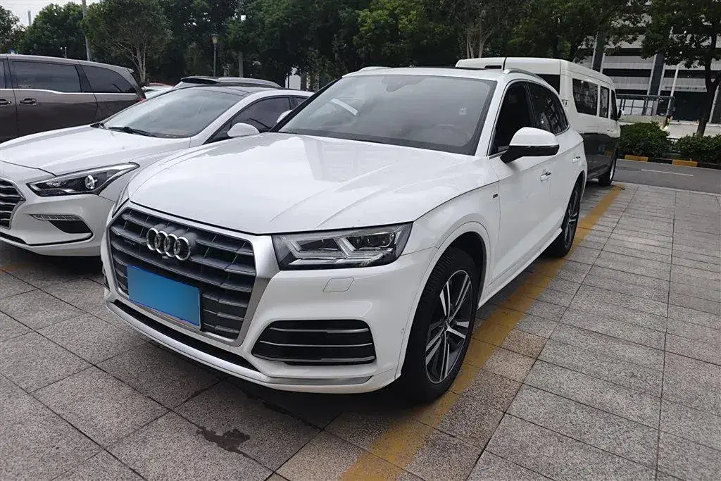 2020 Audi Q5L 2.0T 252HP L4 7DCT