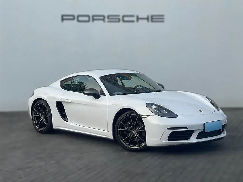 2022 Porsche 718 2.0T 300HP H4 7DCT