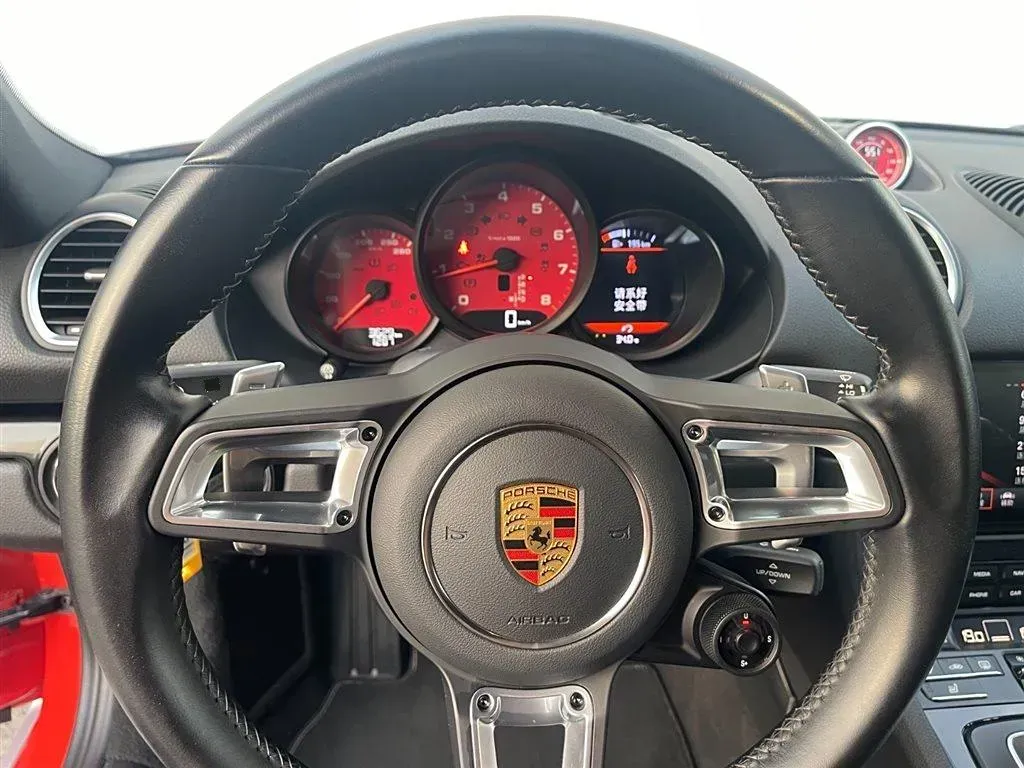 2022 Porsche 718 2.0T 300HP H4 7DCT,autocango,china used car exporter,china ev exporter,chinese used car exporter,chinese used ev exporter