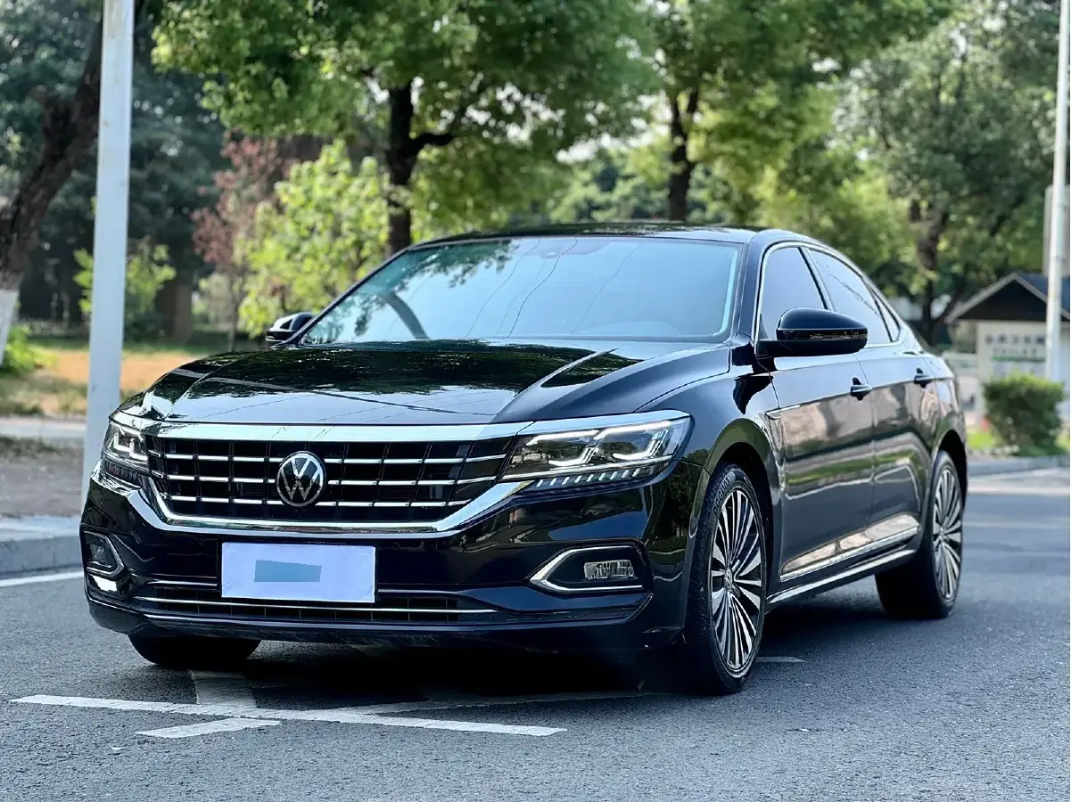 2020 Volkswagen Passat 2.0T 186HP L4 7DCT