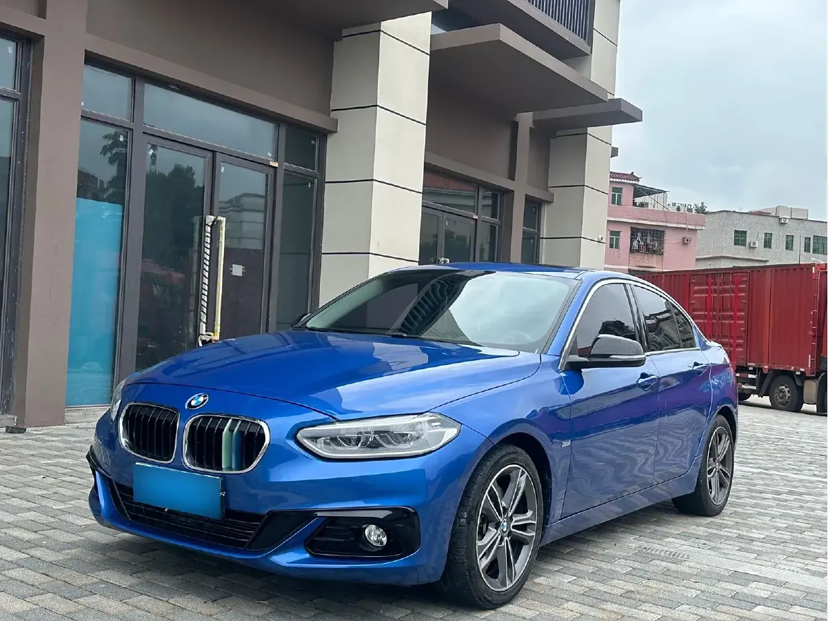 2018 BMW 1 Series 1.5T 136HP L3 6AT
