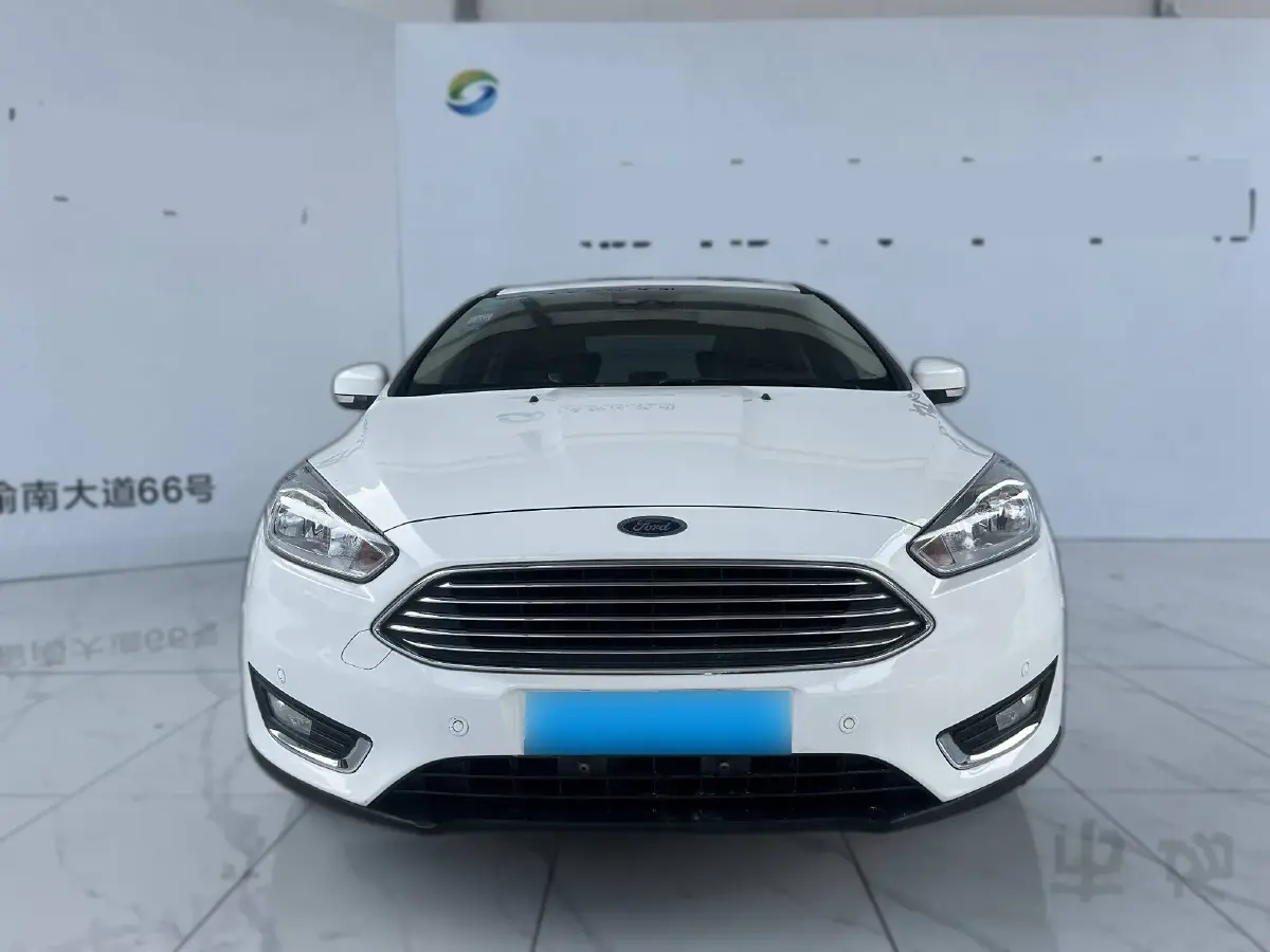 2015 Ford Focus 1.5T 181HP L4 6AT