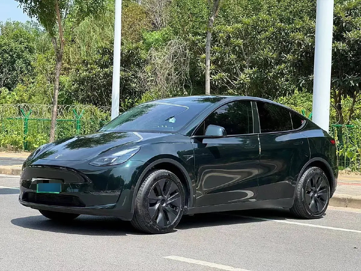 2022 Tesla Model Y BEV 60KWH