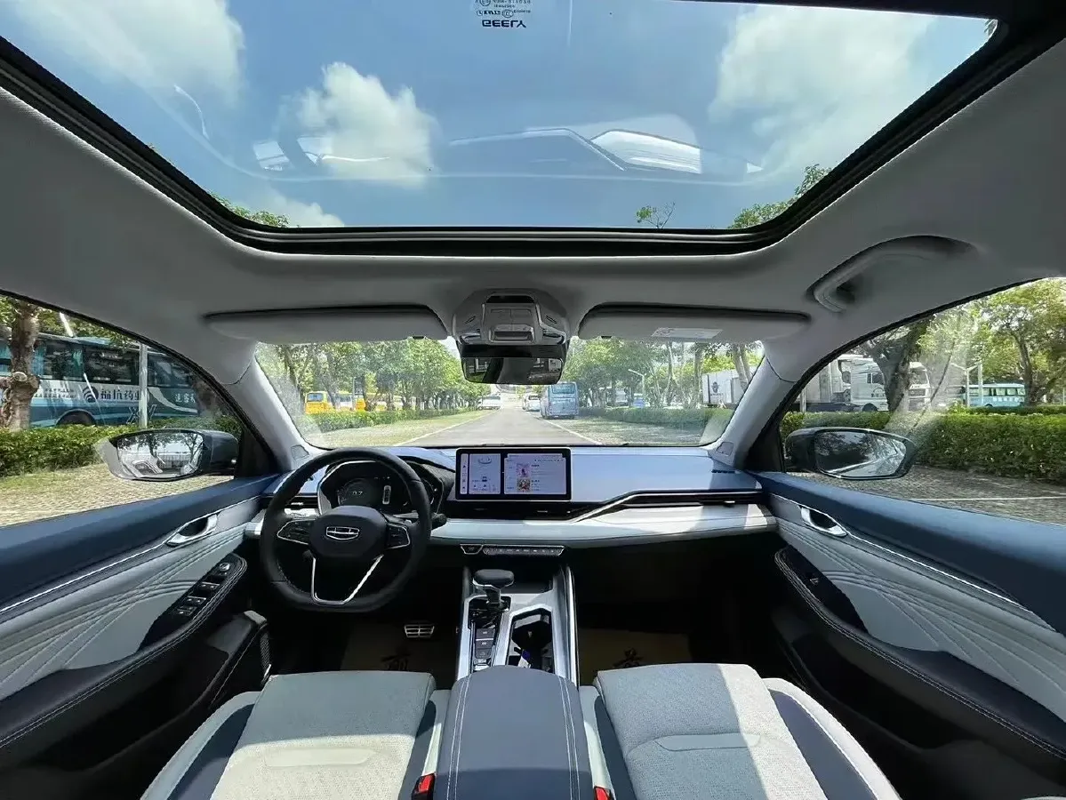 2023 Geely Preface 2.0T 190HP L4 7DCT,autocango,china used car exporter,china ev exporter,chinese used car exporter,chinese used ev exporter