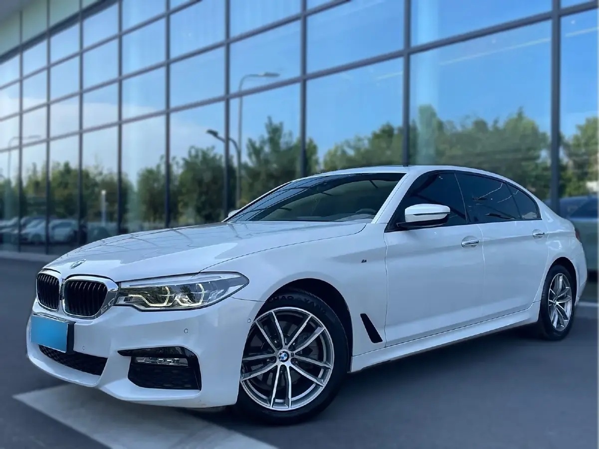 2018 BMW 5 Series 2.0T 184HP L4 8AT
