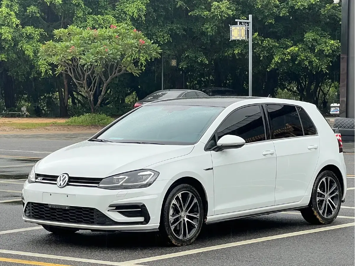 2019 Volkswagen Golf 1.4T 150HP L4 7DCT